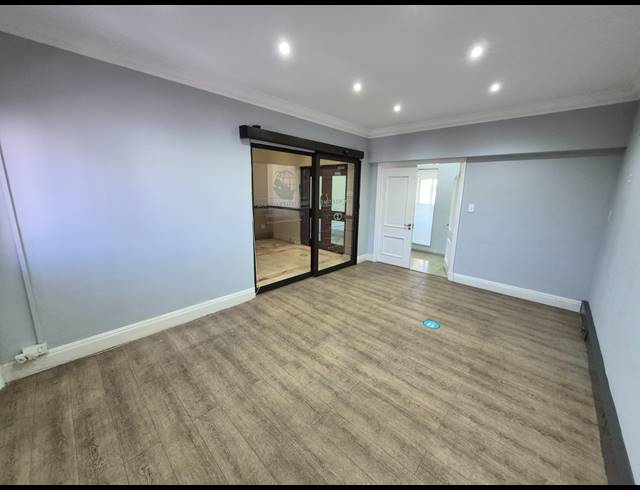 242M² OFFICE TO LET IN RIVONIA